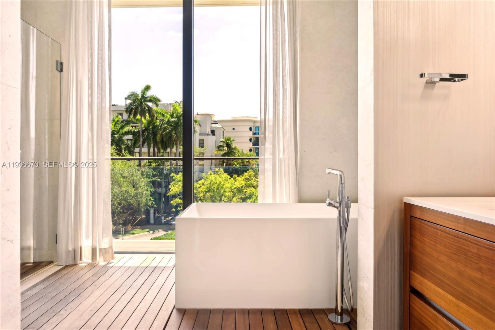 image The Fairchild Coconut Grove10