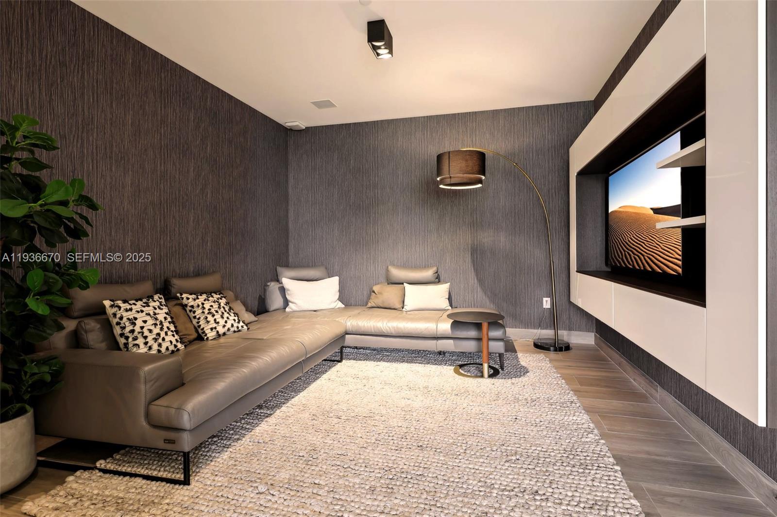 image The Fairchild Coconut Grove15