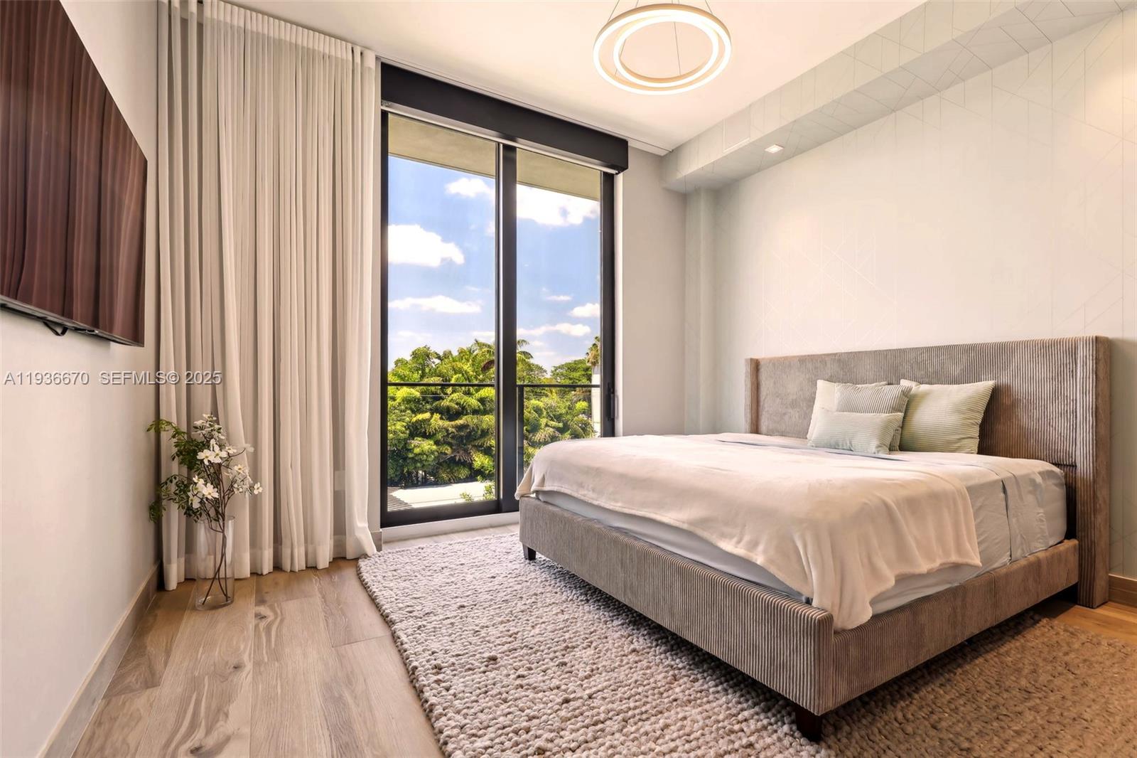 image The Fairchild Coconut Grove17