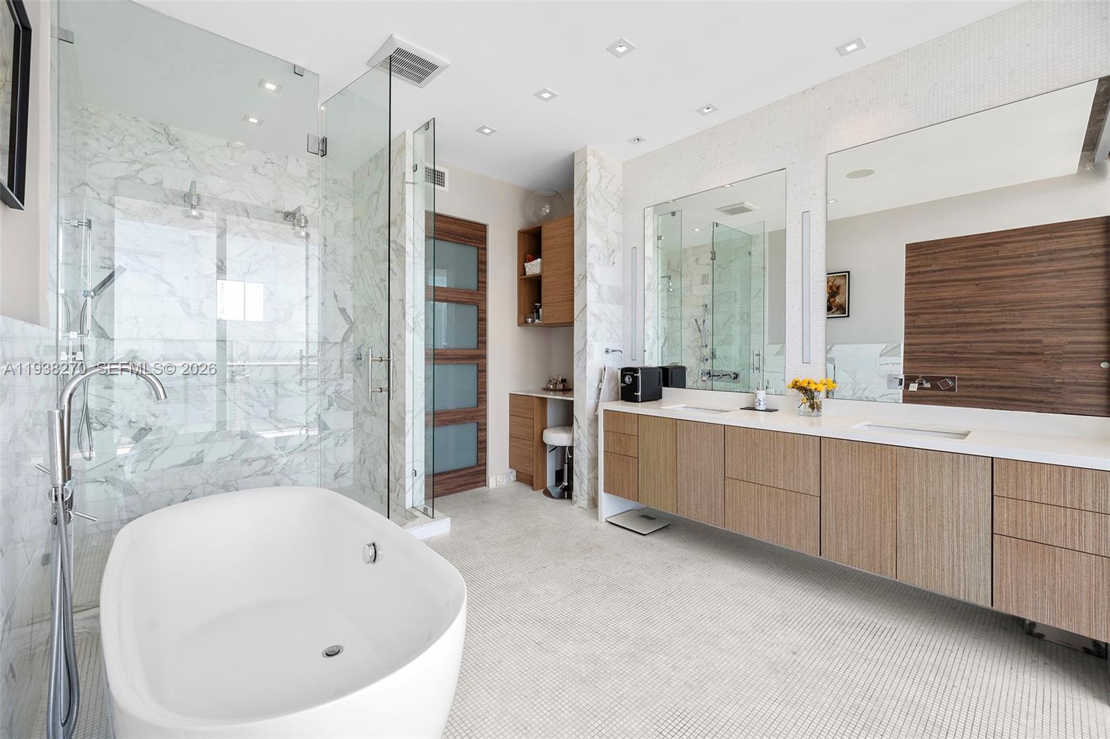 3470 E Coast Ave #PH207 Miami, FL 33137