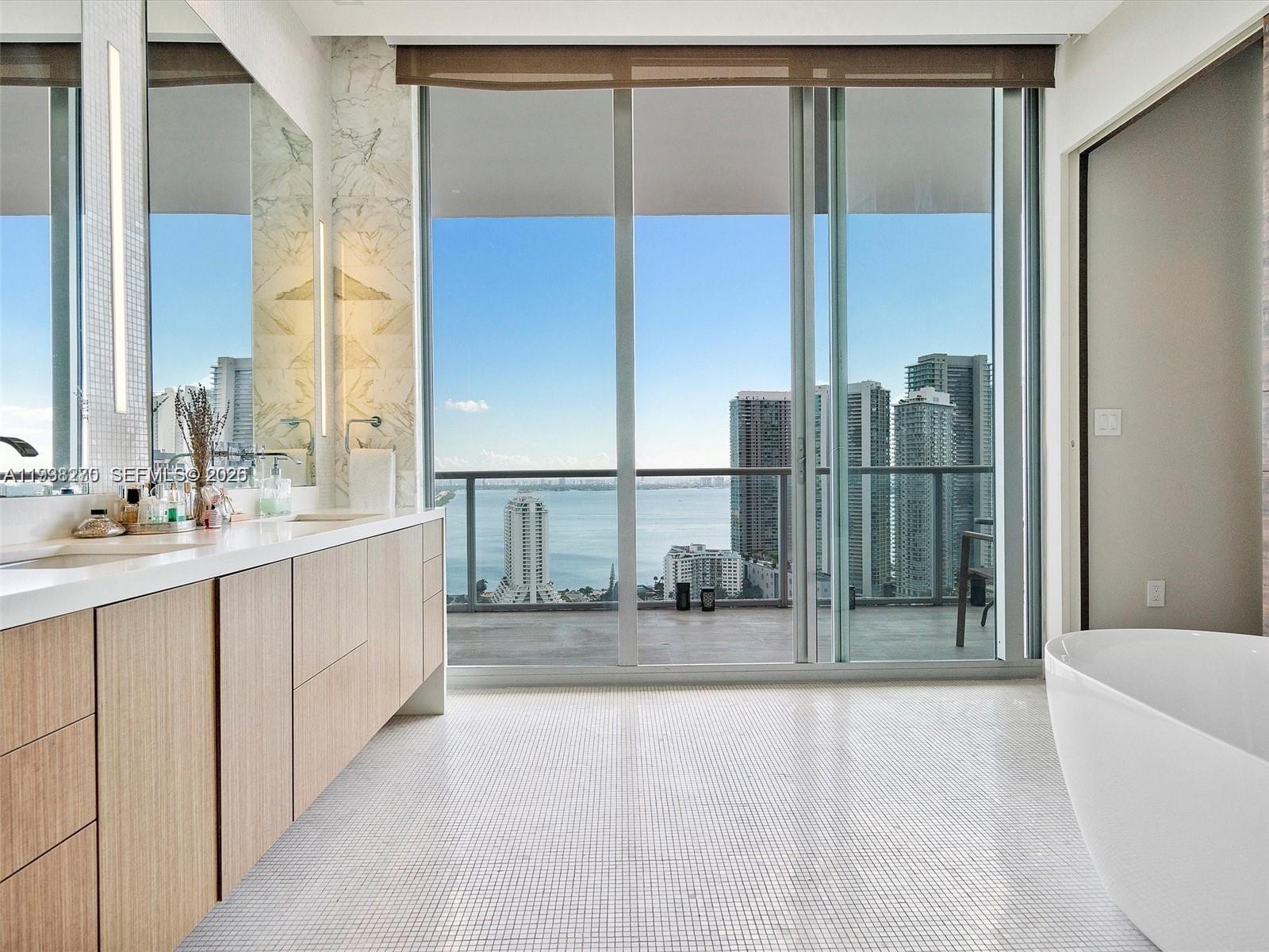 3470 E Coast Ave #PH207 Miami, FL 33137