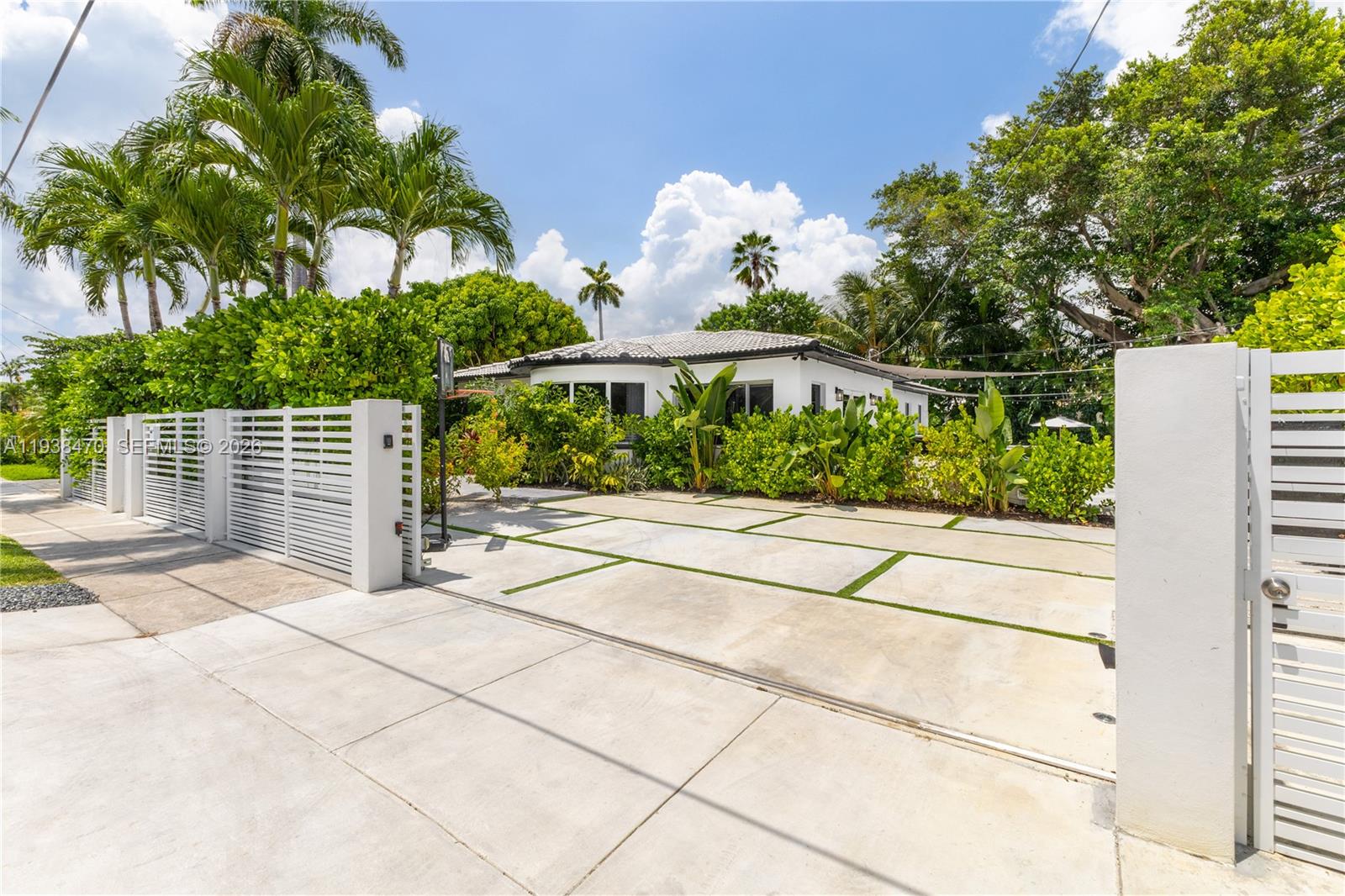 741 NE 87th St Miami, FL 33138