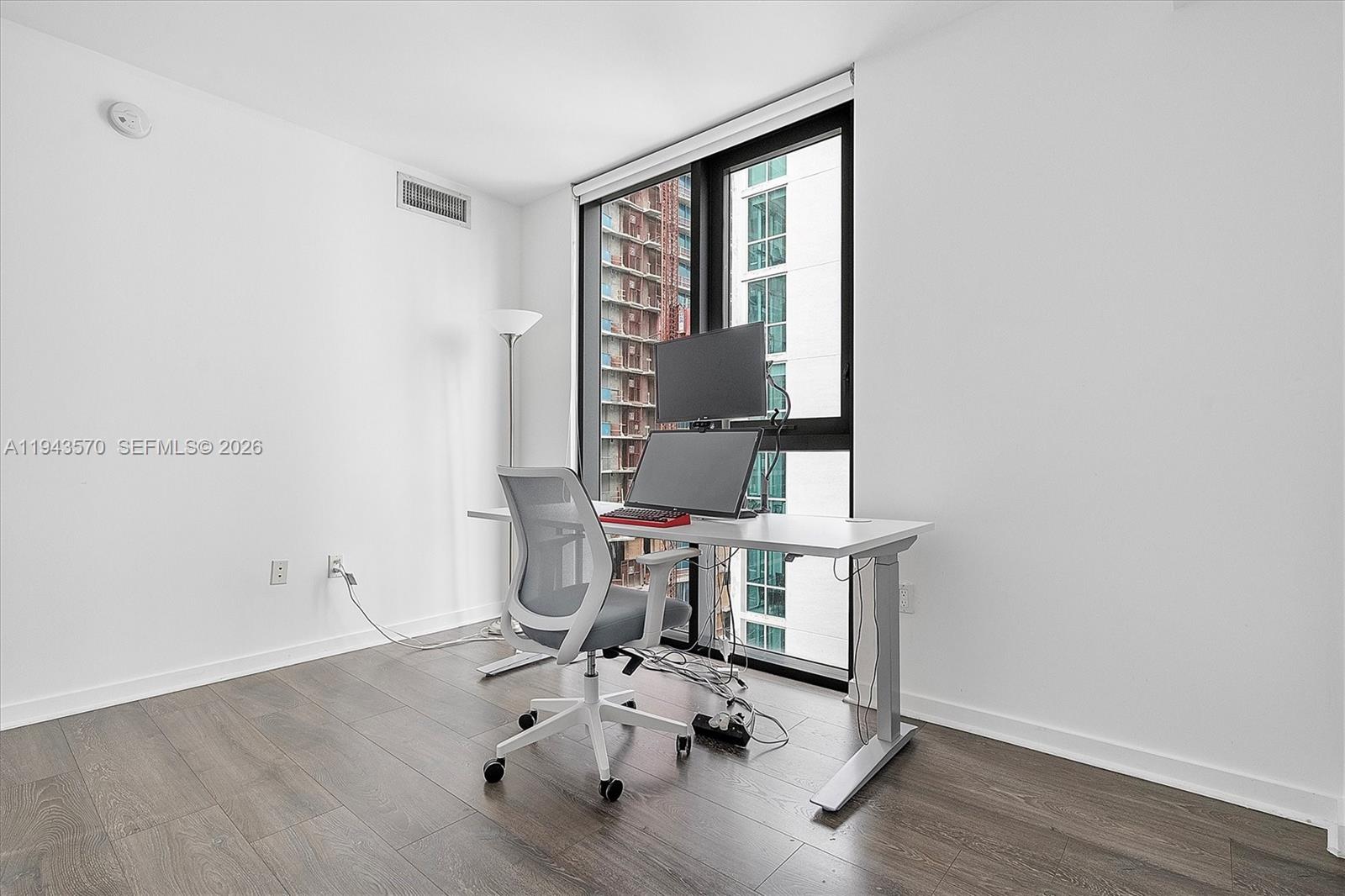 31 SE 6th St #2008 Miami, FL 33131