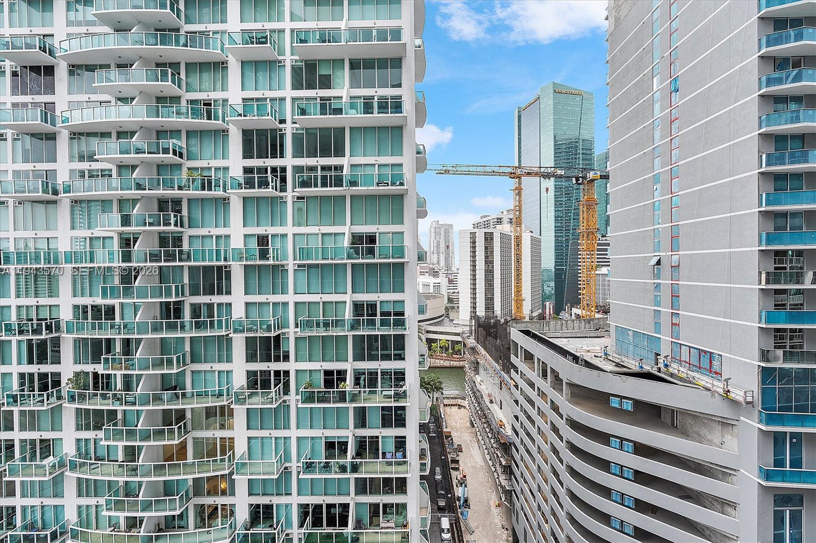 31 SE 6th St #2008 Miami, FL 33131