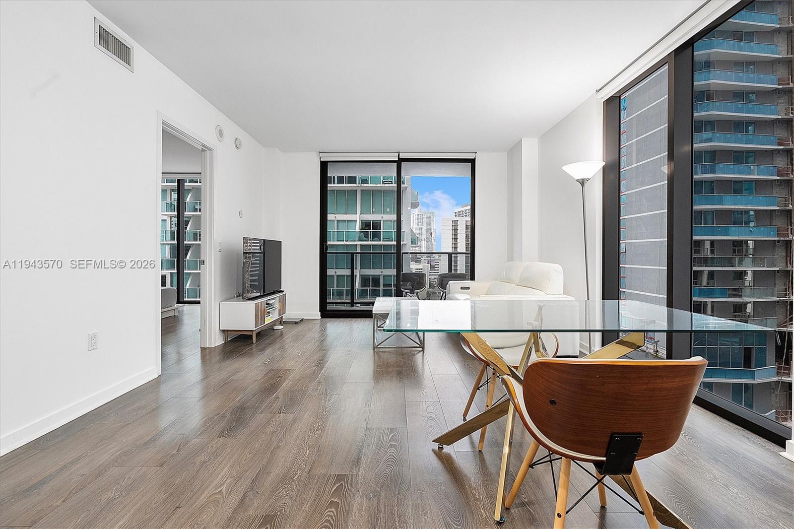 31 SE 6th St #2008 Miami, FL 33131