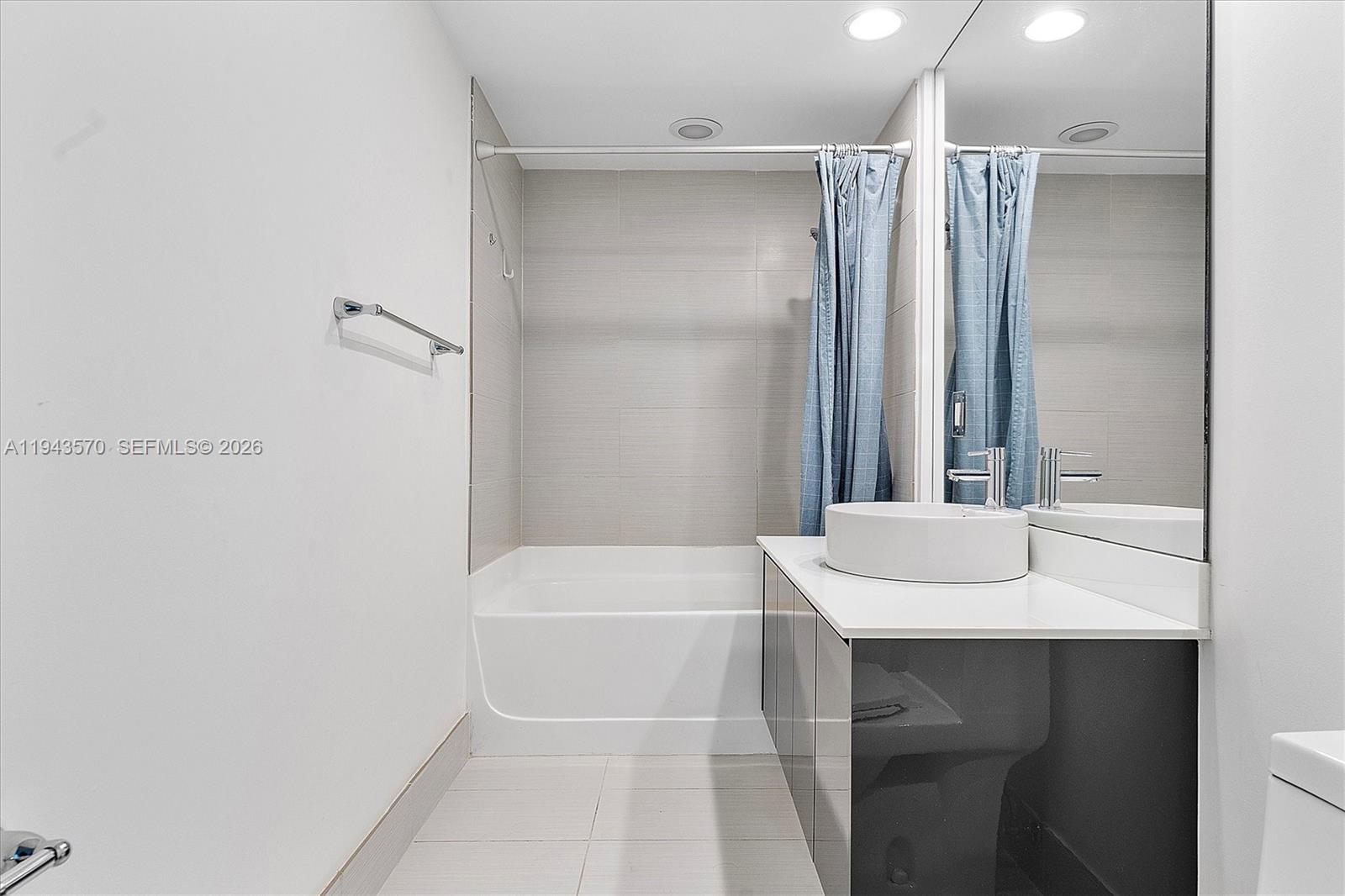 31 SE 6th St #2008 Miami, FL 33131