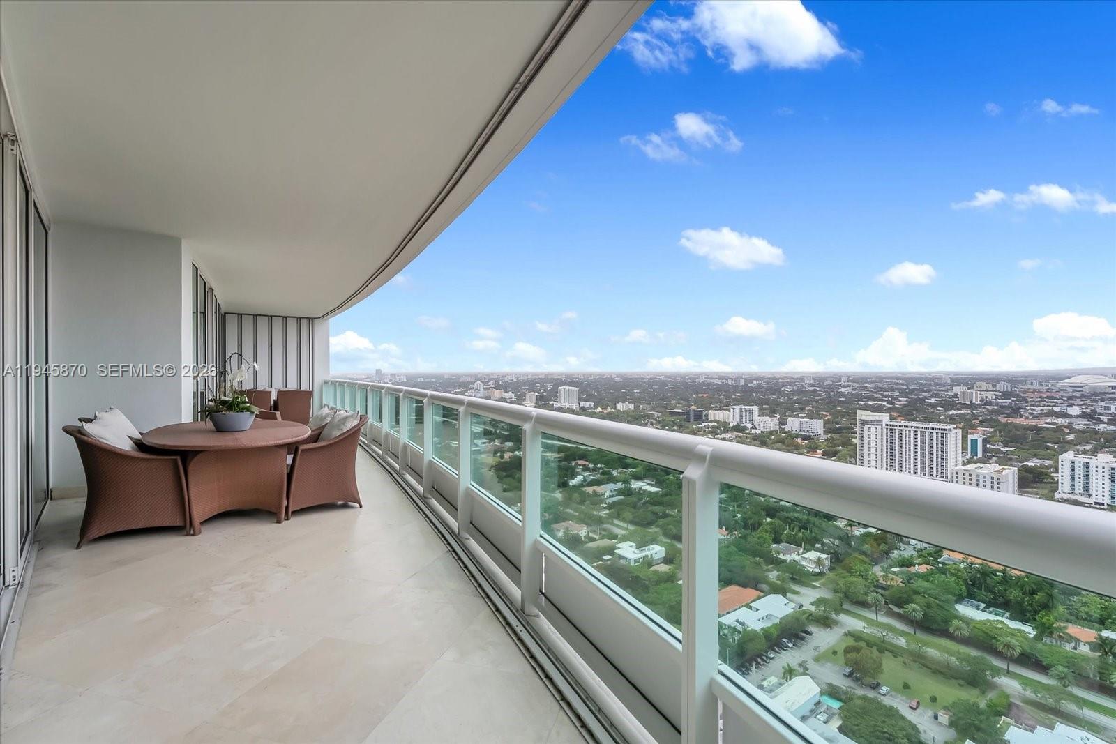 1643 Brickell Ave #3904 Miami, FL 33129