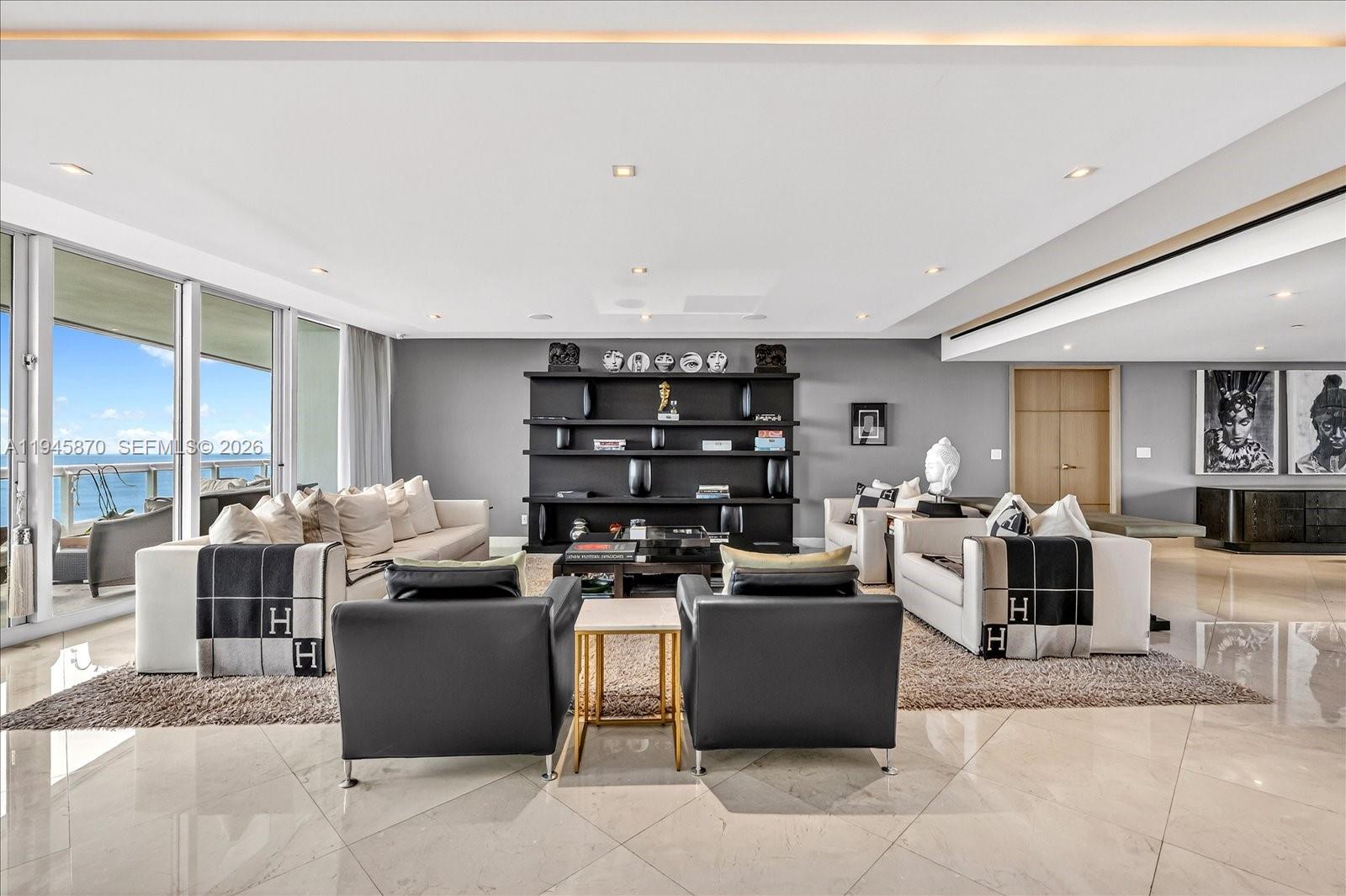 1643 Brickell Ave #3904 Miami, FL 33129