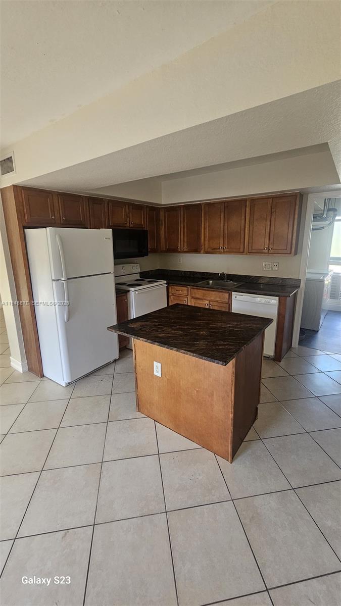 523 SW 1st Ct Boynton Beach, FL 33435