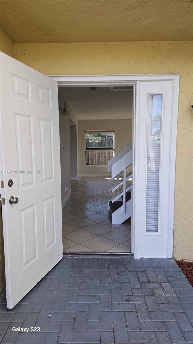 523 SW 1st Ct Boynton Beach, FL 33435