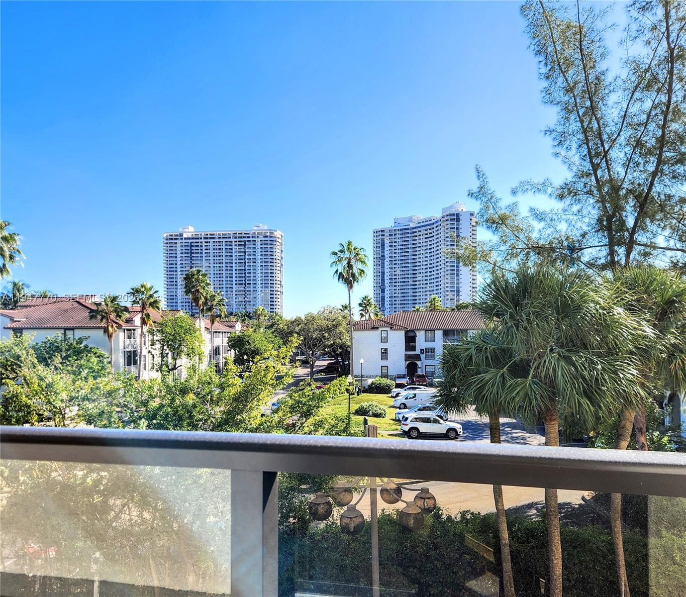 18151 NE 31st Ct #301 Aventura, FL 33160