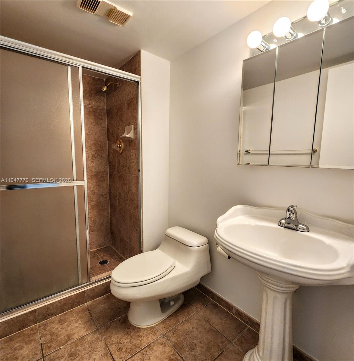 18151 NE 31st Ct #301 Aventura, FL 33160