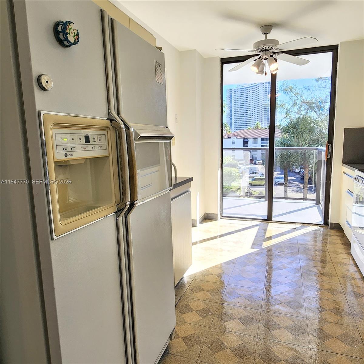 18151 NE 31st Ct #301 Aventura, FL 33160