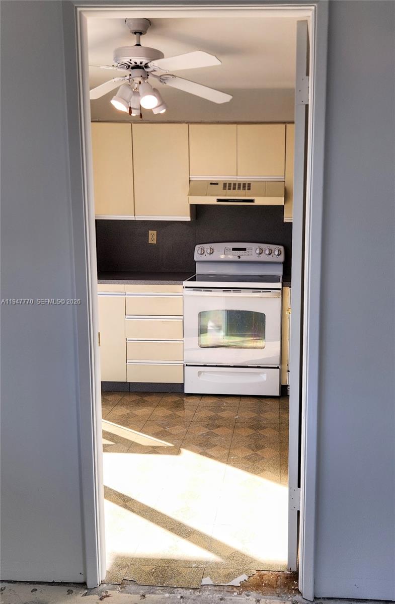 18151 NE 31st Ct #301 Aventura, FL 33160