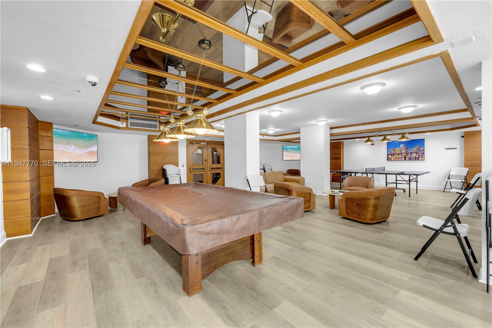 18151 NE 31st Ct #301 Aventura, FL 33160