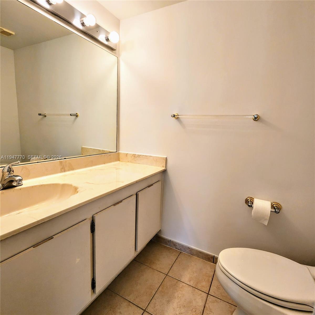 18151 NE 31st Ct #301 Aventura, FL 33160