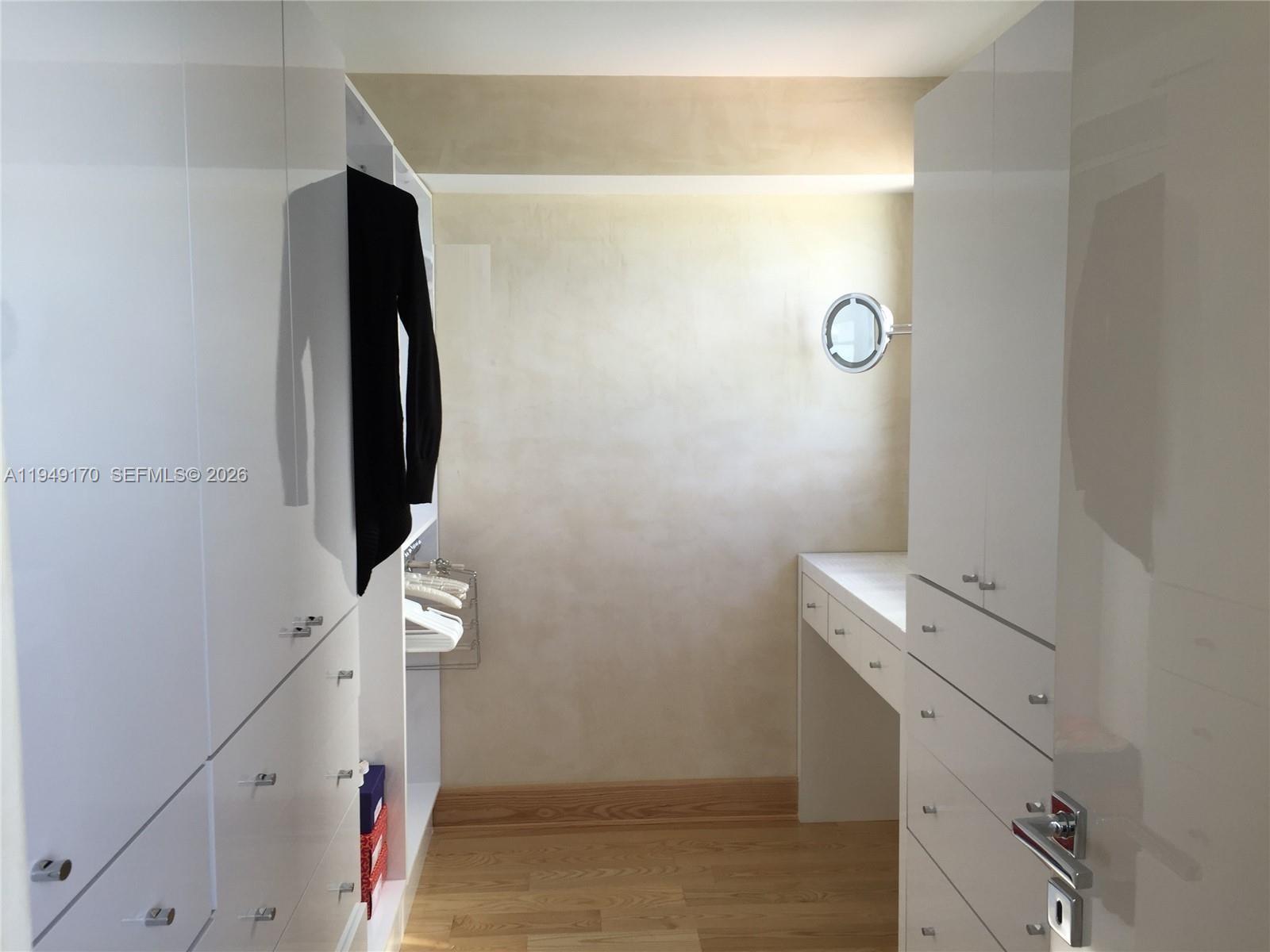 Undisclosed Address Miami Beach, FL 33140