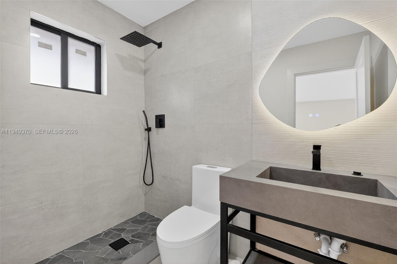 7700 NW 15th Ave Miami, FL 33147