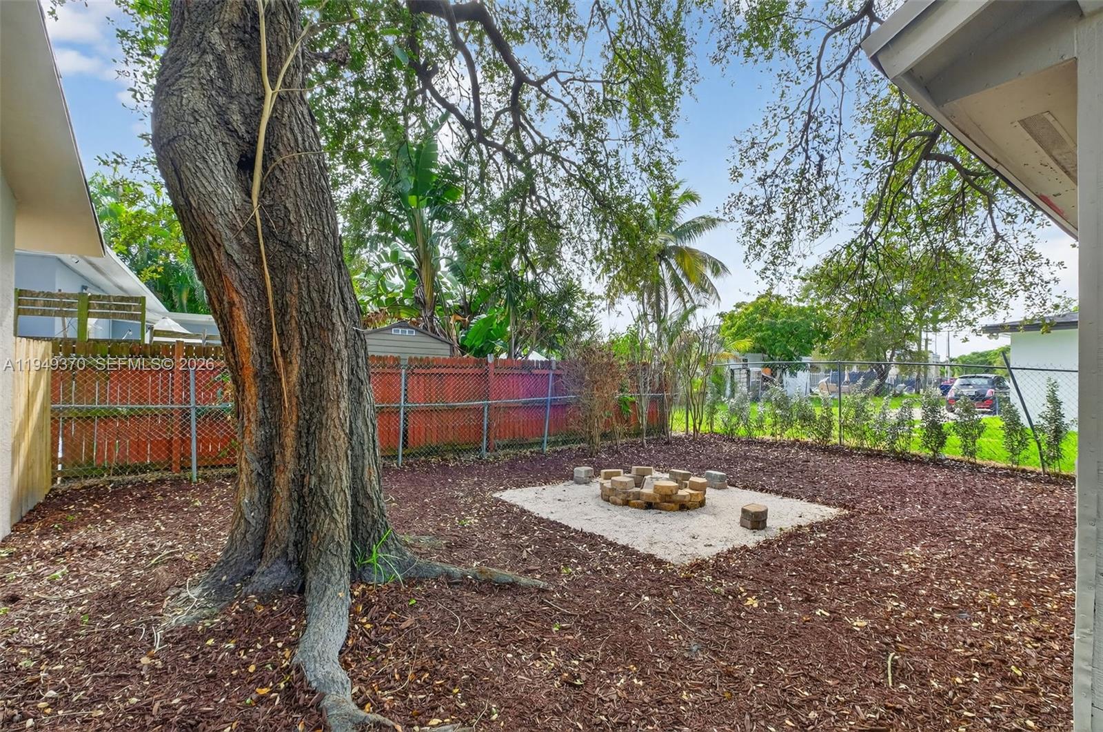 7700 NW 15th Ave Miami, FL 33147