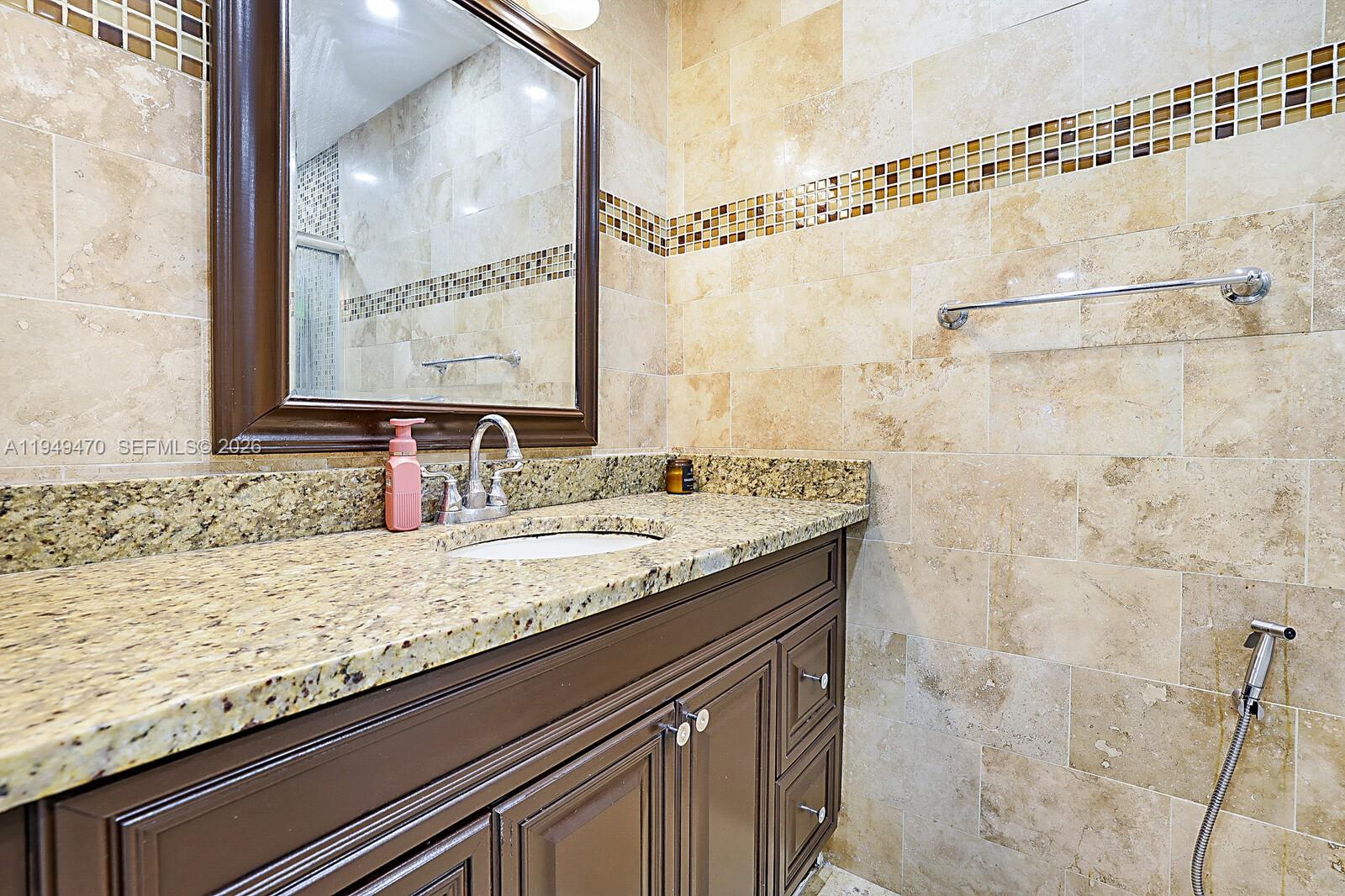 2210 NW 91st Ter Pembroke Pines, FL 33024