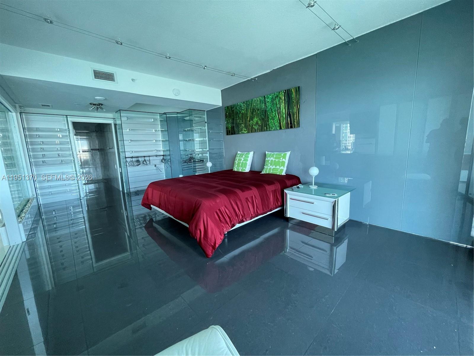 335 S Biscayne Blvd #1209 Miami, FL 33131