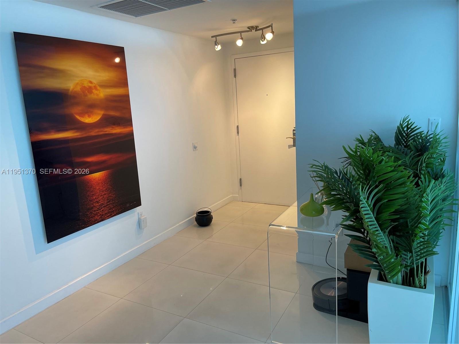 335 S Biscayne Blvd #1209 Miami, FL 33131