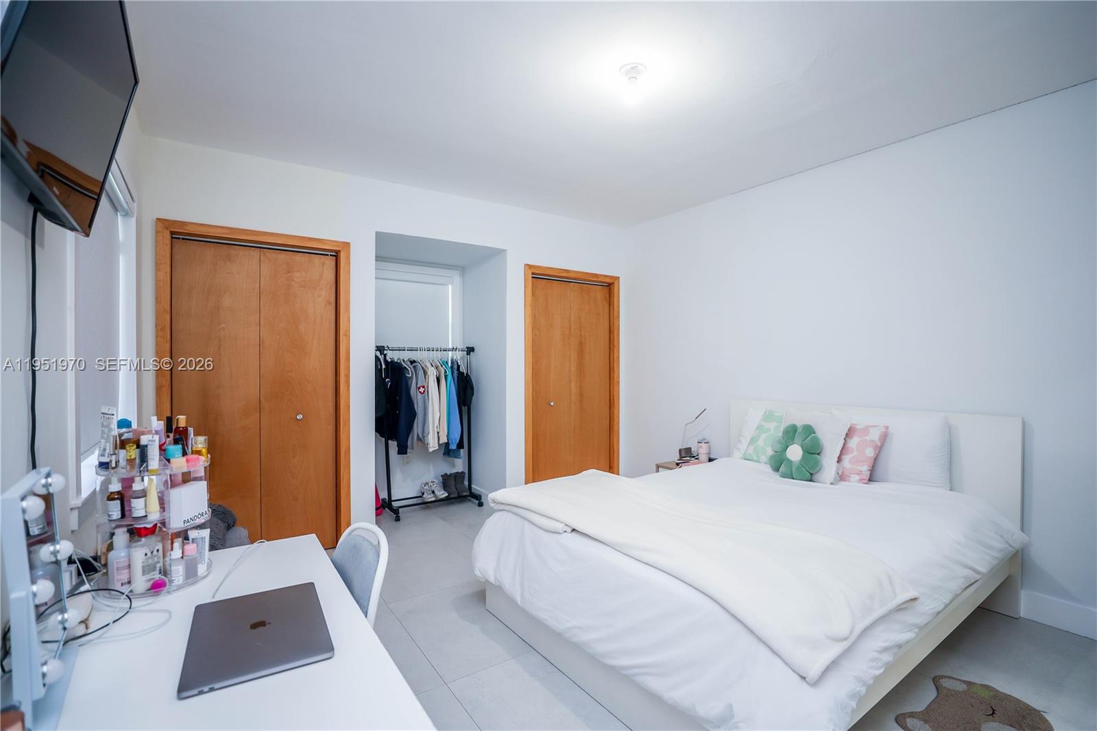 5620 Alton Rd Miami Beach, FL 33140