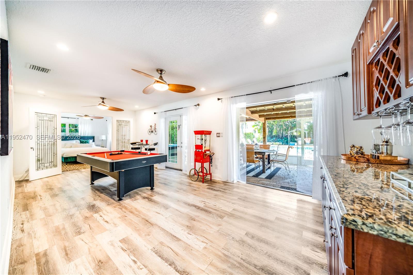 1230 NE 23rd Ct Pompano Beach, FL 33064