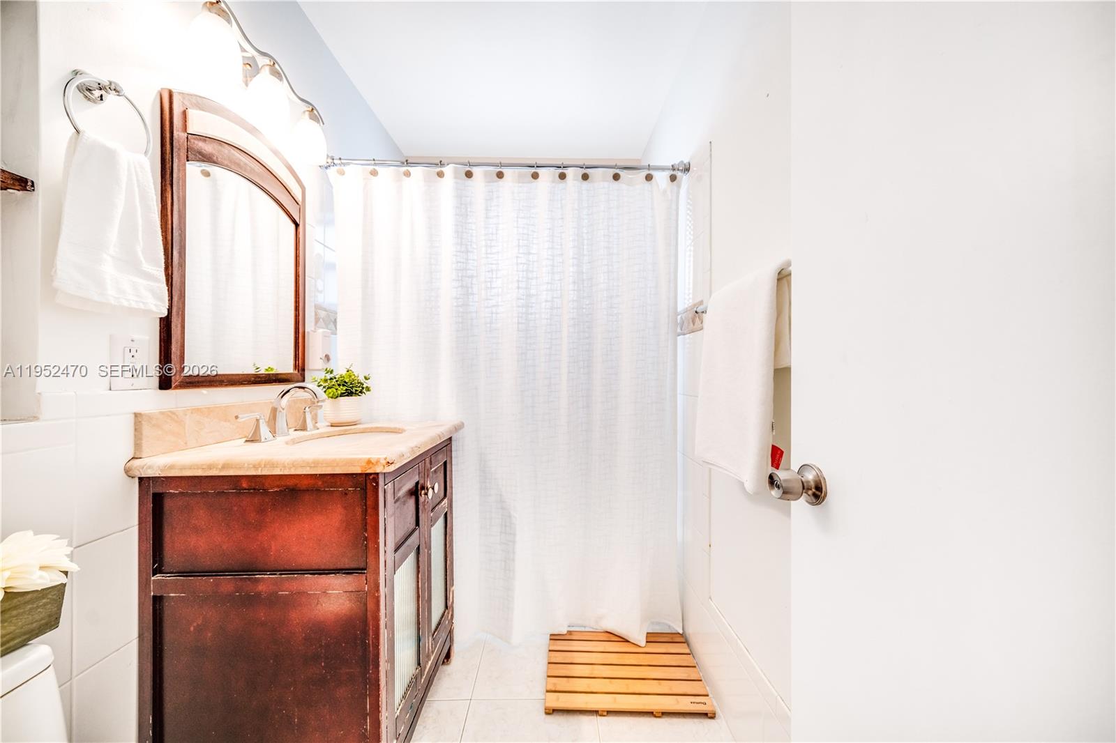 1230 NE 23rd Ct Pompano Beach, FL 33064