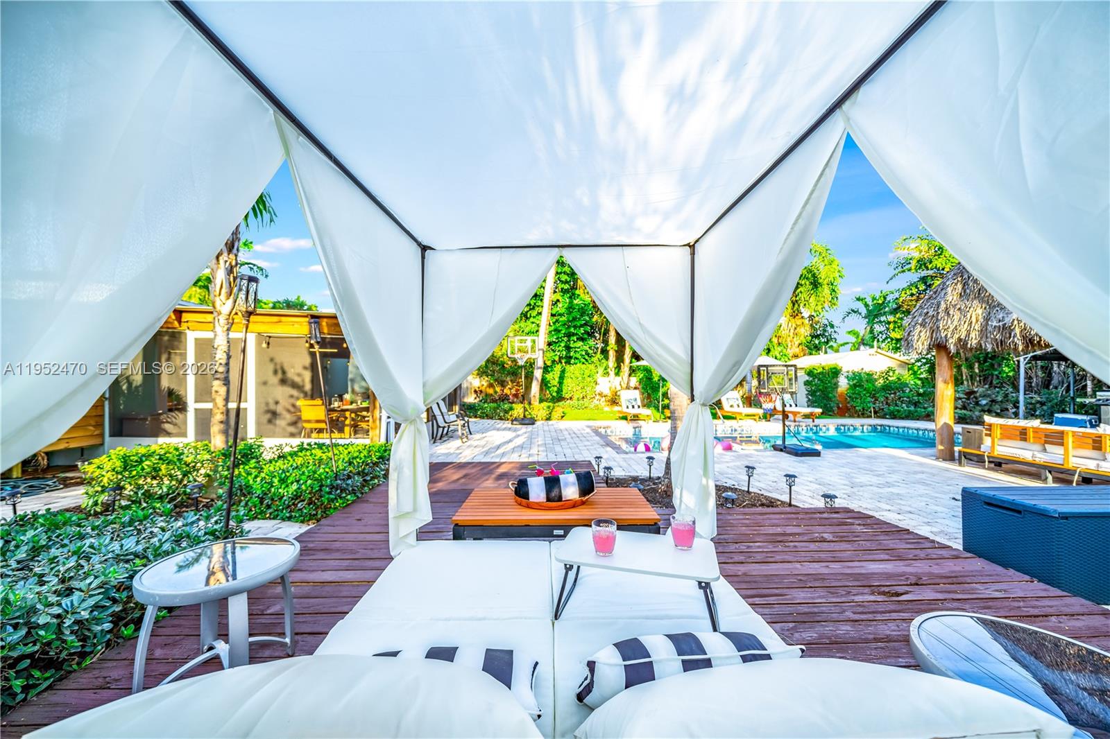 1230 NE 23rd Ct Pompano Beach, FL 33064