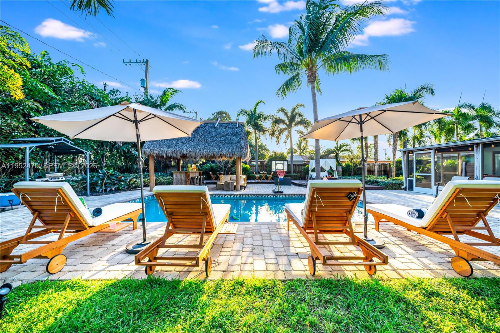 1230 NE 23rd Ct Pompano Beach, FL 33064