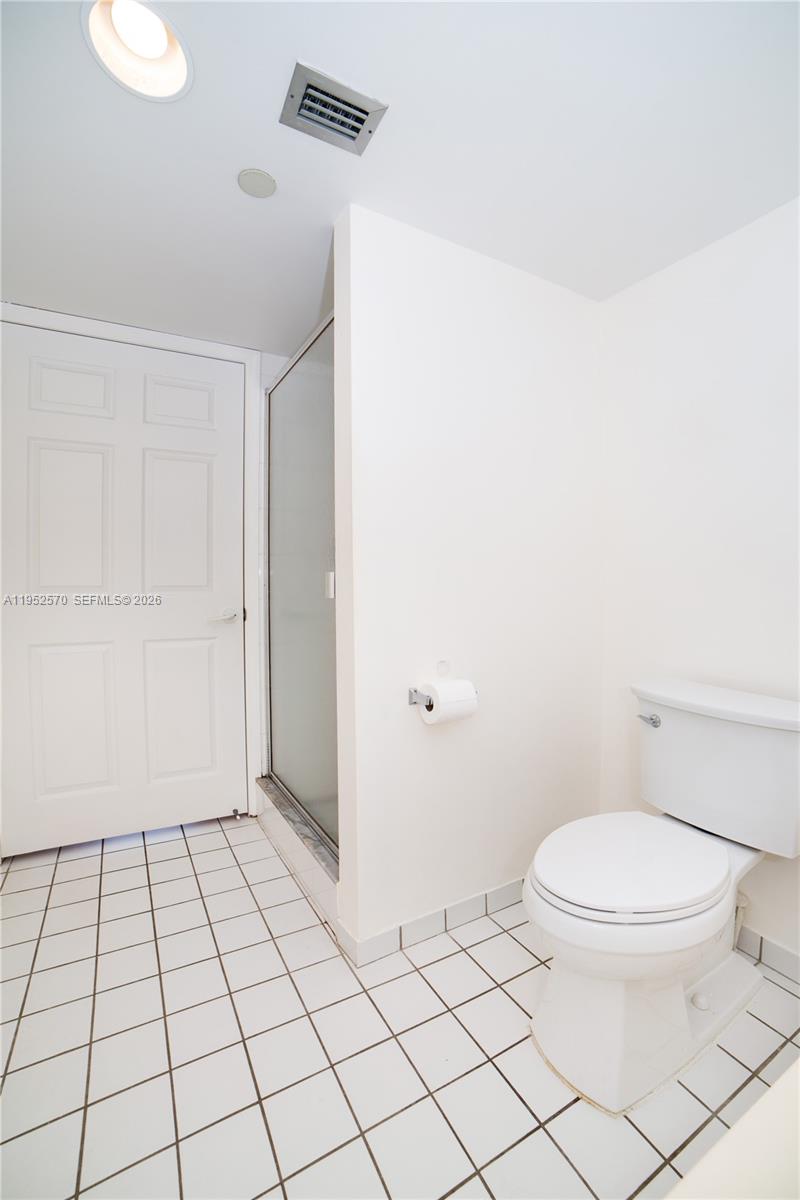 18000 N Bay Rd #404 Sunny Isles Beach, FL 33160