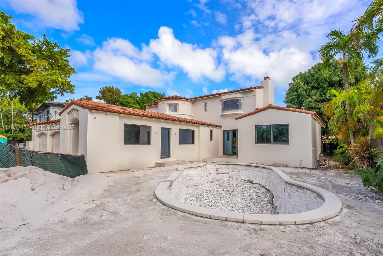 4345 Alton Rd Miami Beach, FL 33140