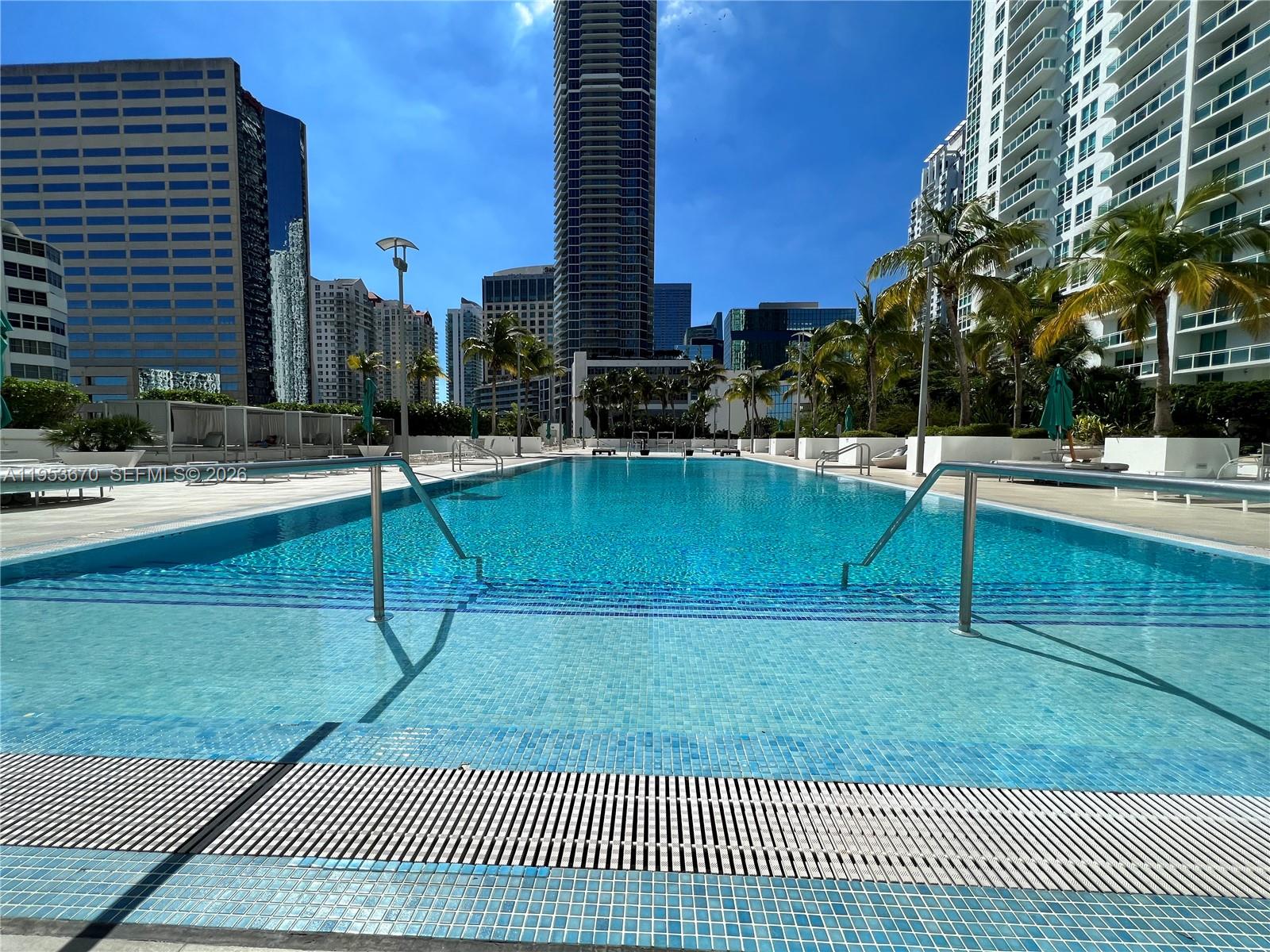 image The Plaza on Brickell West15