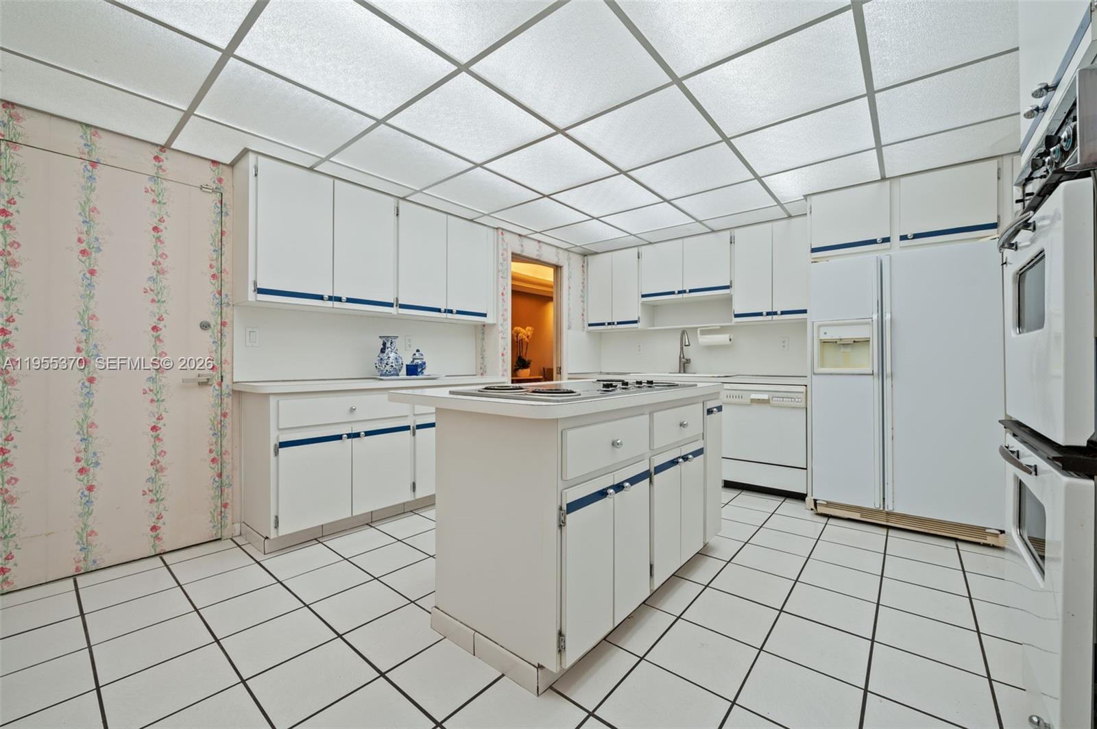 10155 Collins Ave #909 Bal Harbour, FL 33154