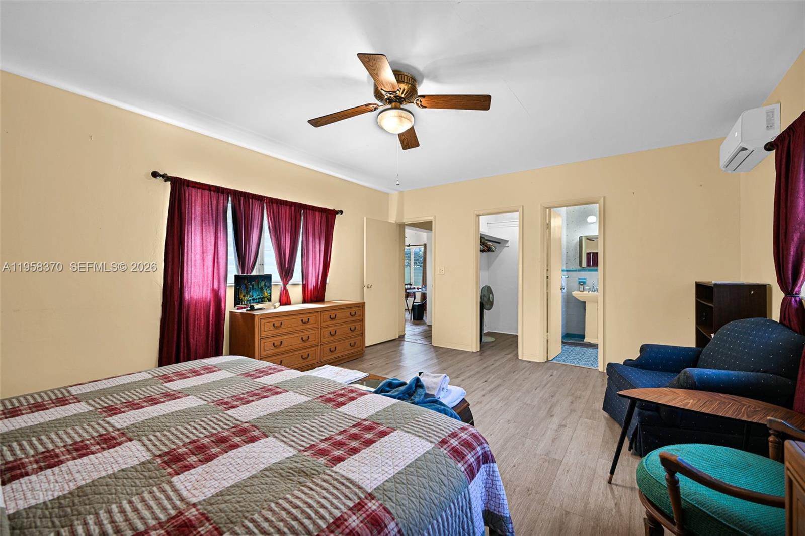 6303 SW 43rd St South Miami, FL 33155