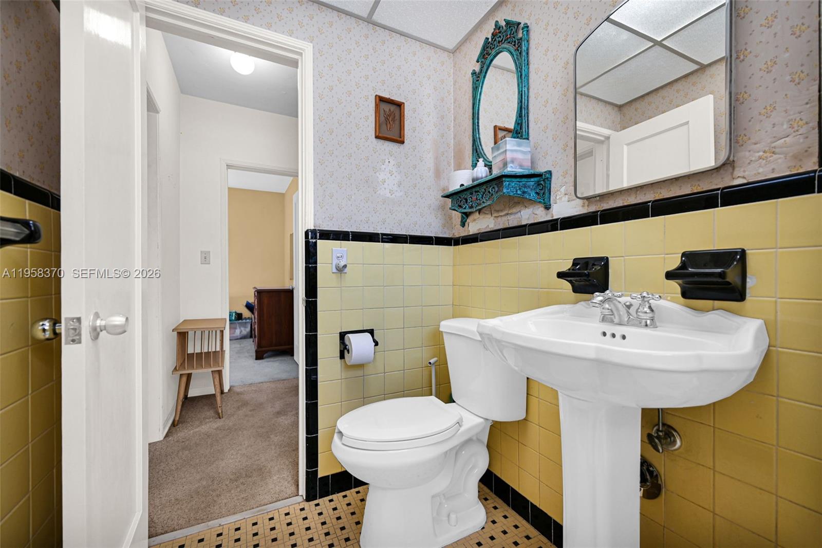 6303 SW 43rd St South Miami, FL 33155