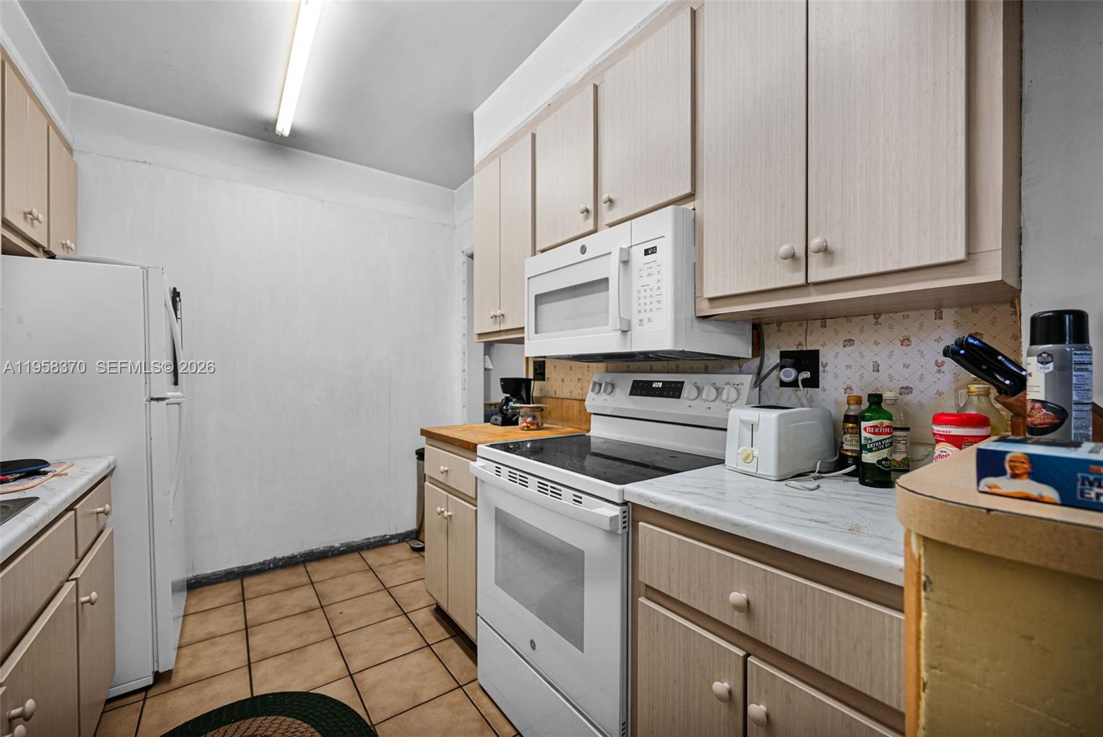 6303 SW 43rd St South Miami, FL 33155