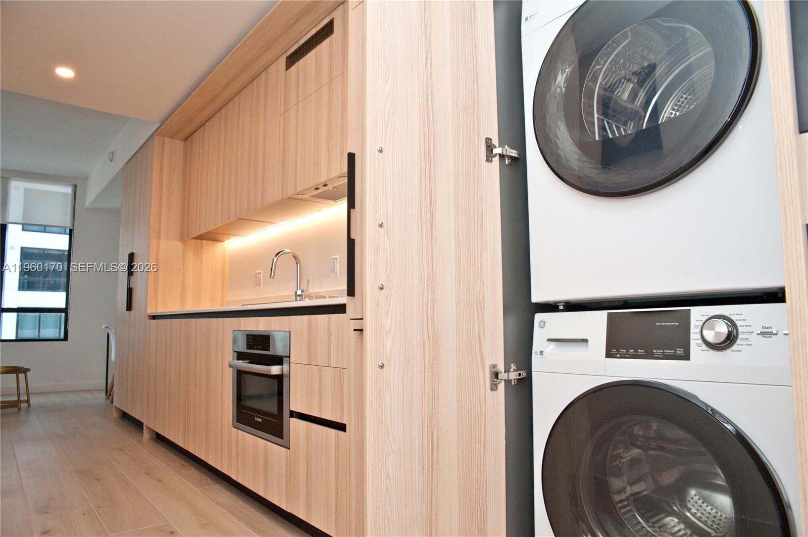 225 N Miami Ave #2306 Miami, FL 33128