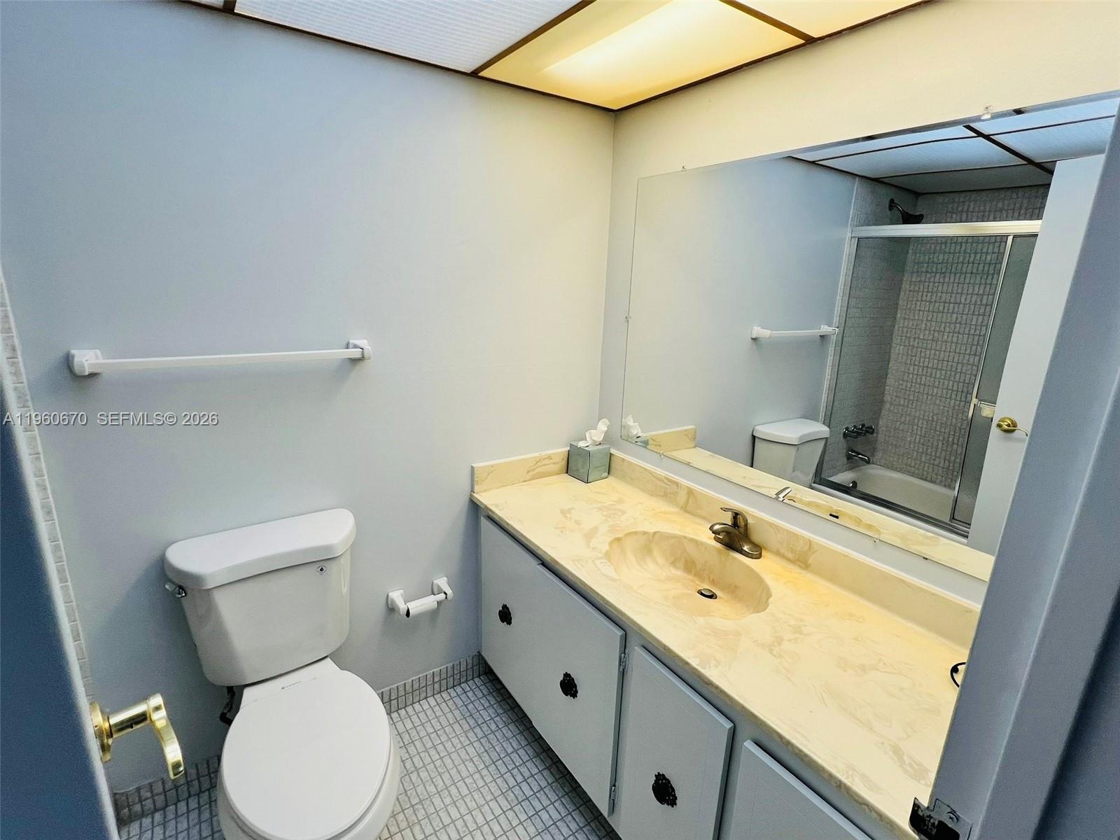 200 172nd St #416 Sunny Isles Beach, FL 33160