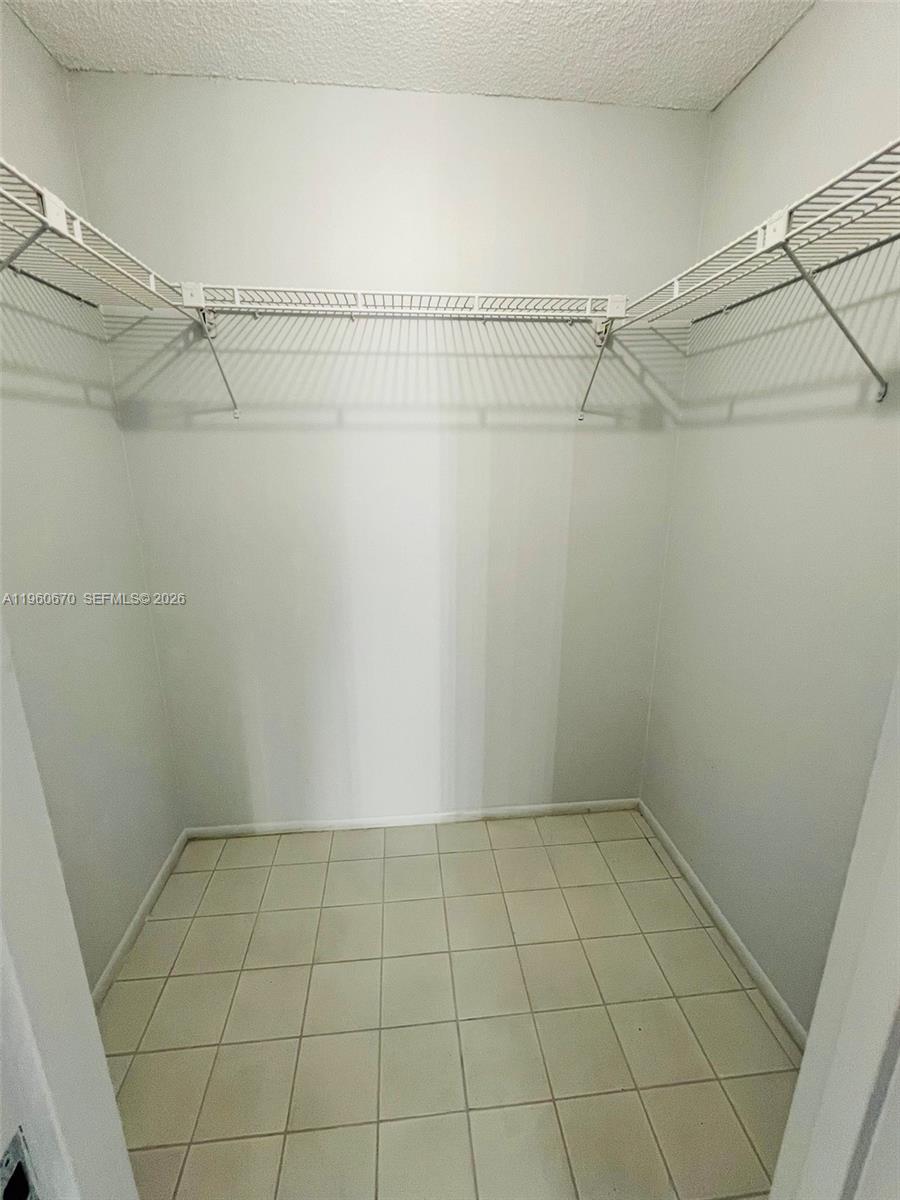 200 172nd St #416 Sunny Isles Beach, FL 33160