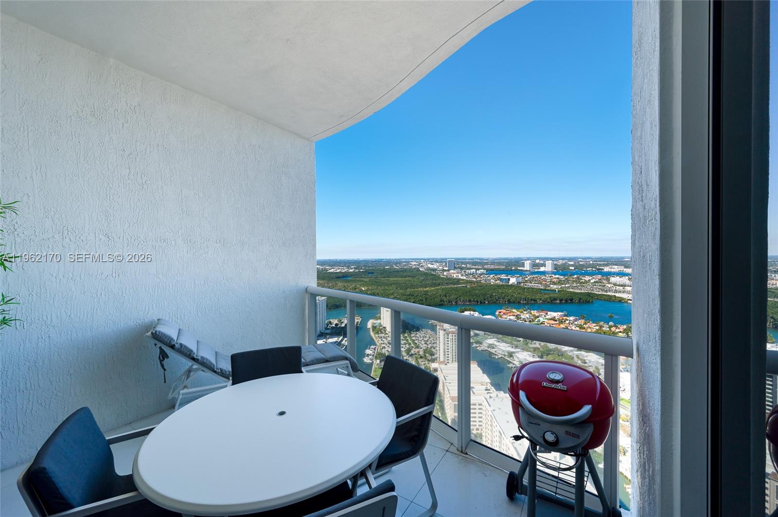 image Trump Tower II8