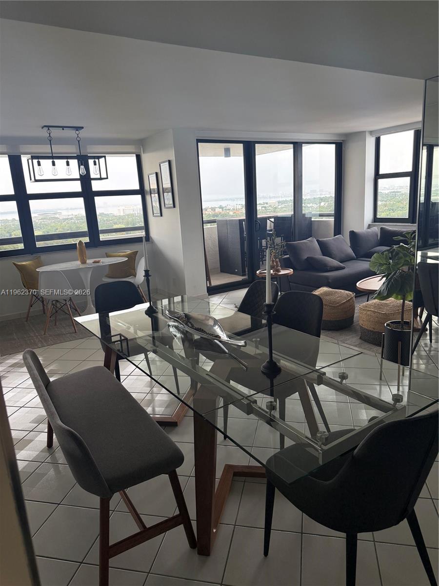 2555 Collins Ave #2402