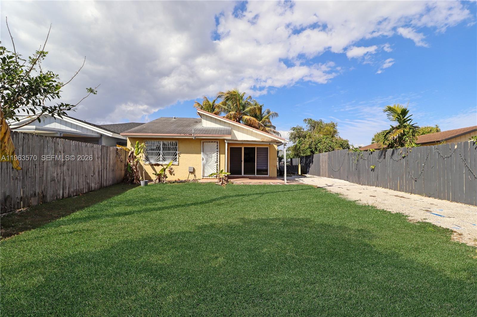 11324 SW 187th Ter Miami, FL 33157