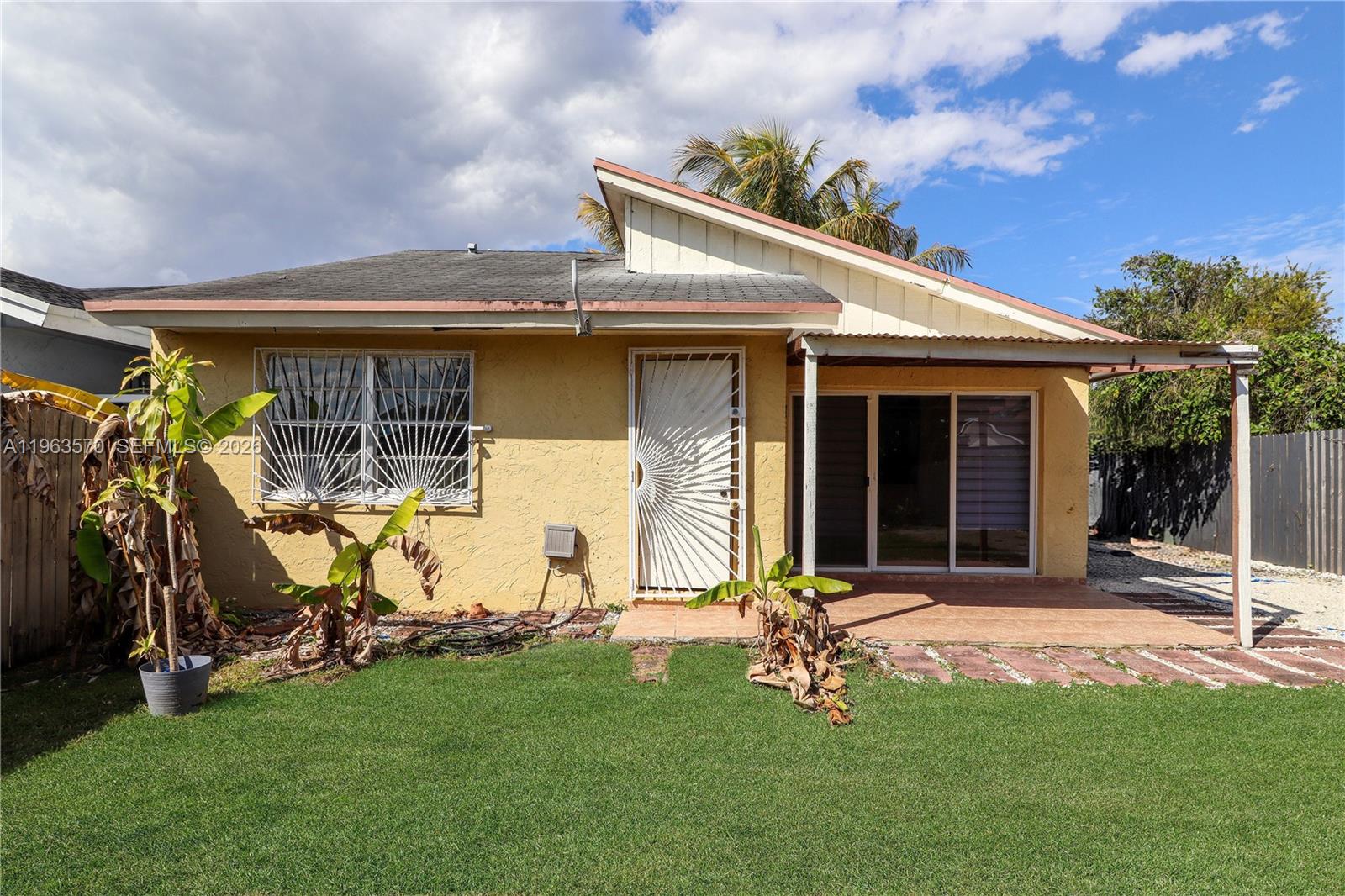 11324 SW 187th Ter Miami, FL 33157