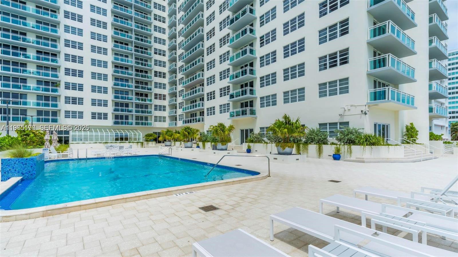 6917 Collins Ave #820 Miami Beach, FL 33141