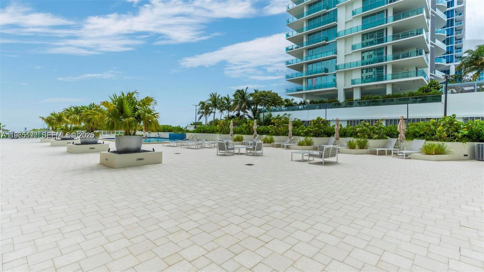 6917 Collins Ave #820 Miami Beach, FL 33141