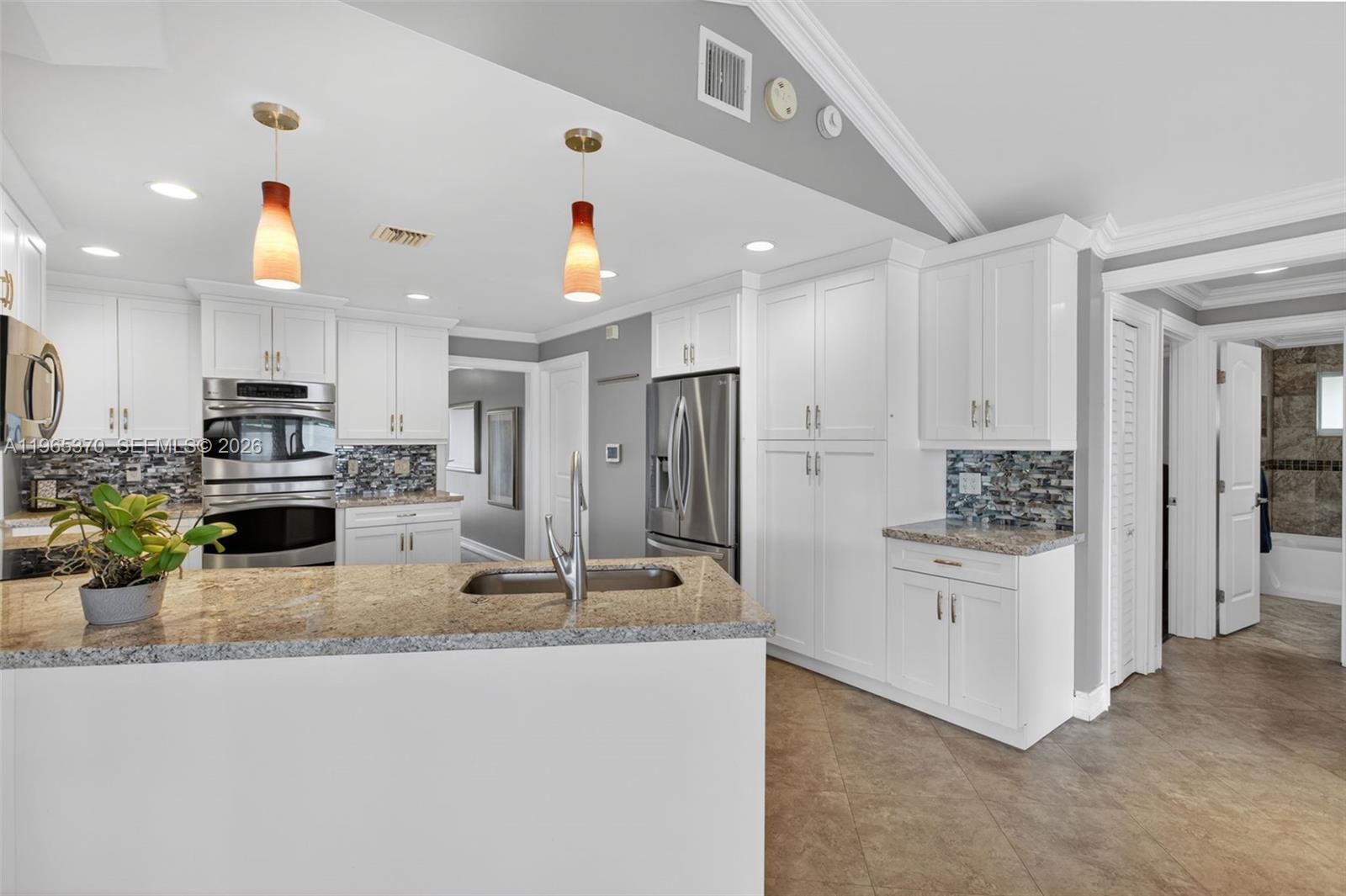 1910 NW 41st St Oakland Park, FL 33309