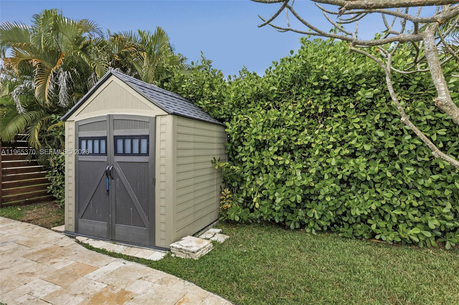 1910 NW 41st St Oakland Park, FL 33309