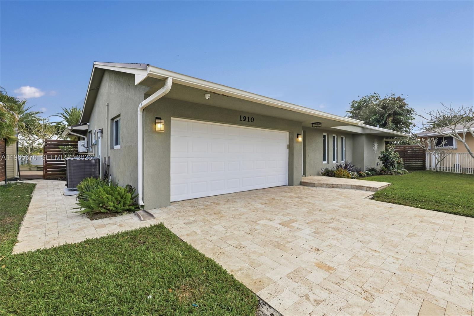 1910 NW 41st St Oakland Park, FL 33309